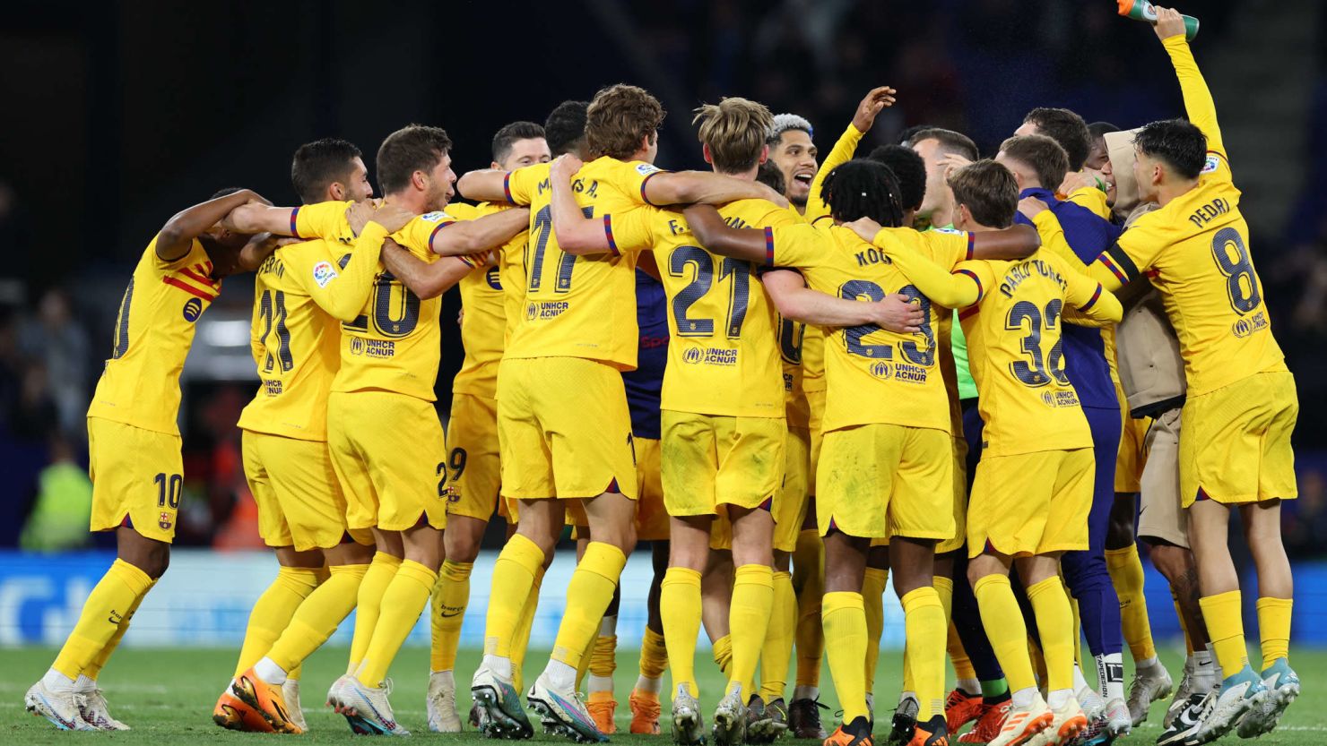 又大胜30分！该队这样打下去，73胜勇士的纪录就要被追平了.